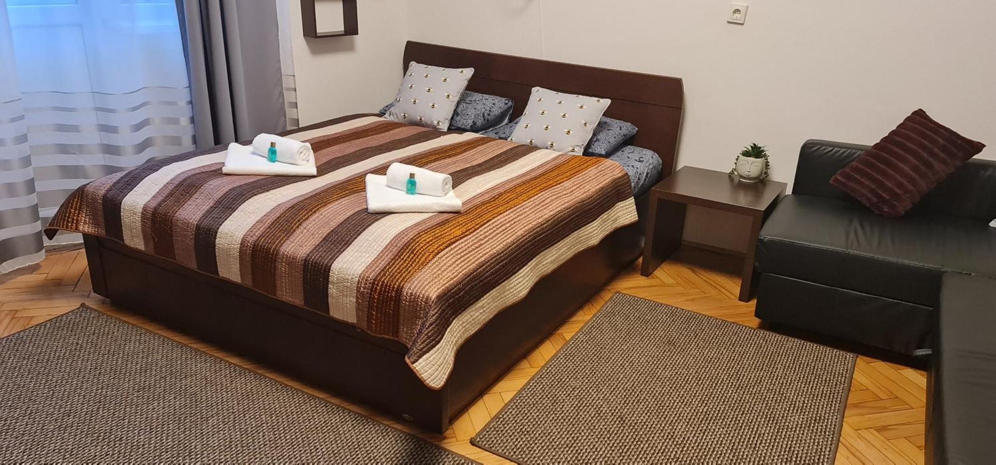 Bumblebee Apartment With Ac Budapest Eksteriør bilde